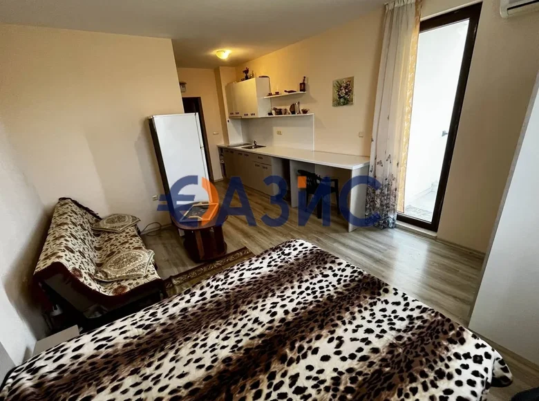 Квартира 35 м² Равда, Болгария