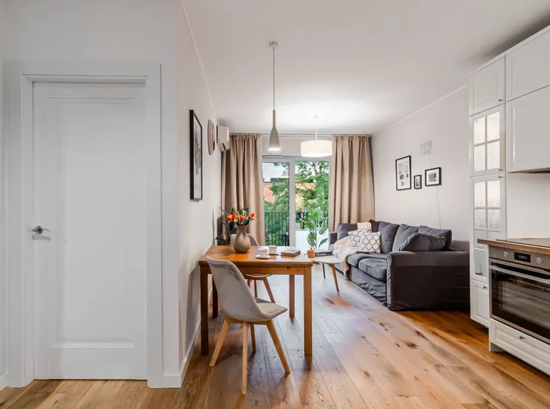 Mieszkanie 2 pokoi 39 m² Warszawa, Polska