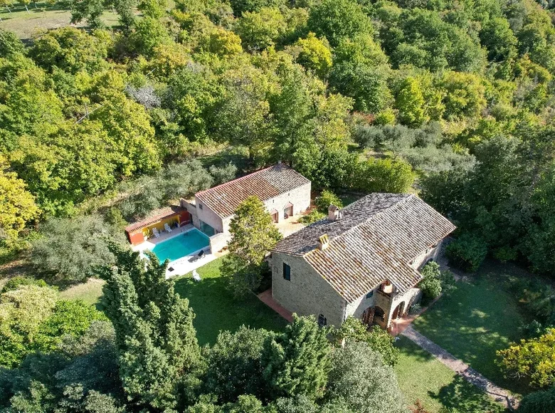 villa de 5 chambres 490 m² Pérouse, Italie