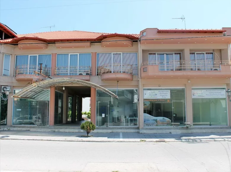 Hotel 500 m² in Korinos, Greece