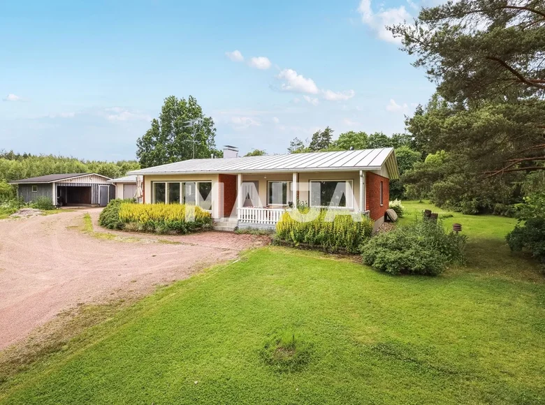 Dom 6 pokojów 151 m² Hinthaara, Finlandia