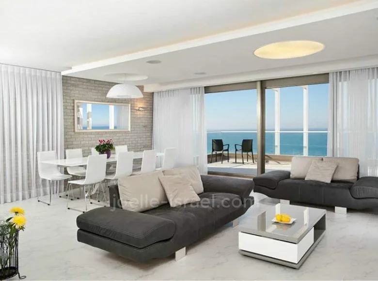 Mieszkanie 4 pokoi 145 m² Netanya, Izrael