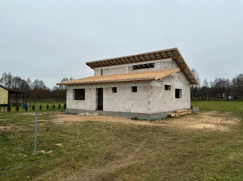 Dom 145 m² Naracanski siel ski Saviet, Białoruś