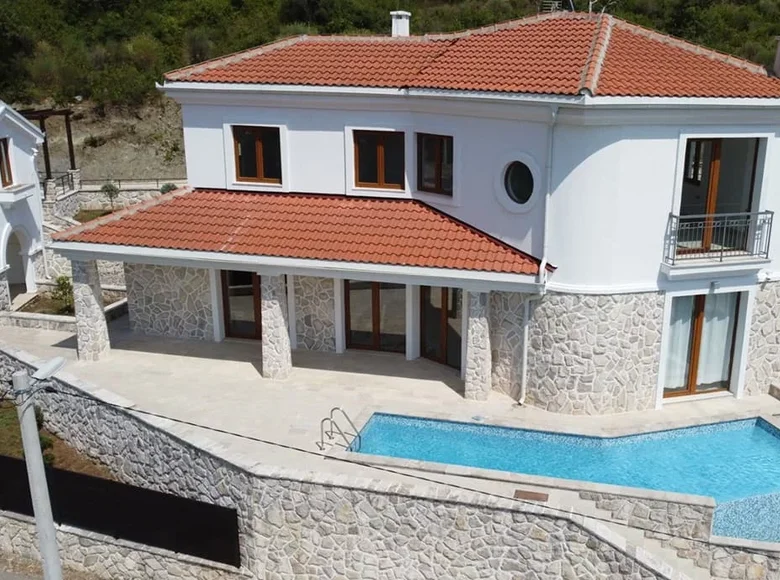 Villa de 6 habitaciones  Tivat, Montenegro