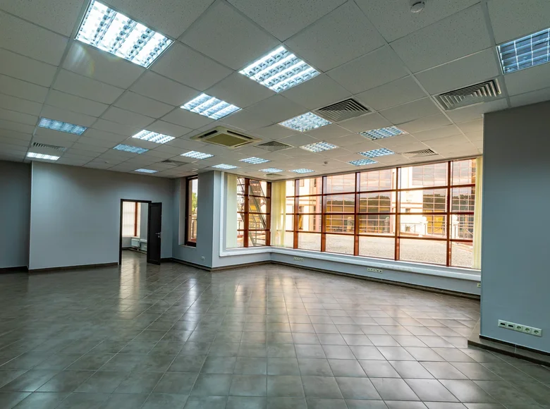 Oficina 1 731 m² en Odincovskiy gorodskoy okrug, Rusia