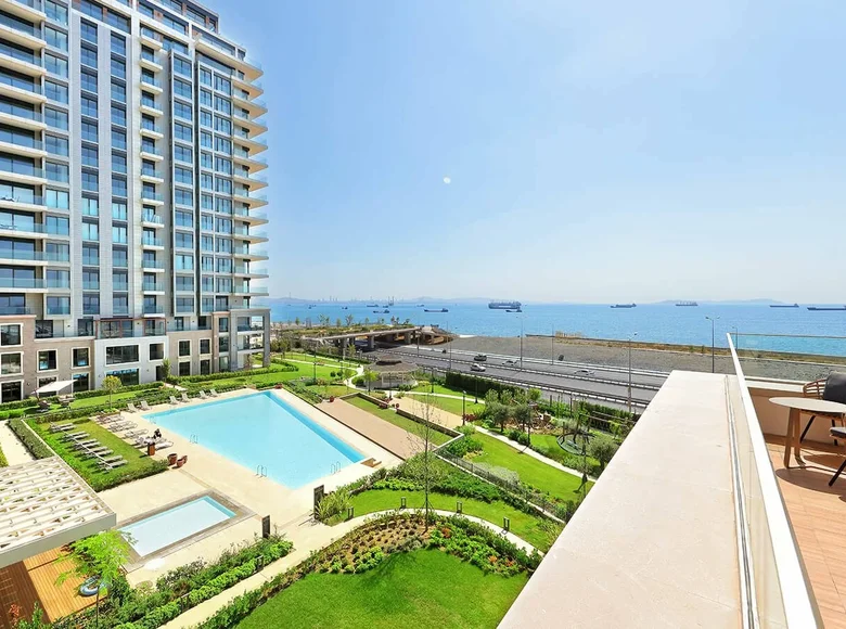 2 bedroom apartment 233 m² Marmara Region, Turkey