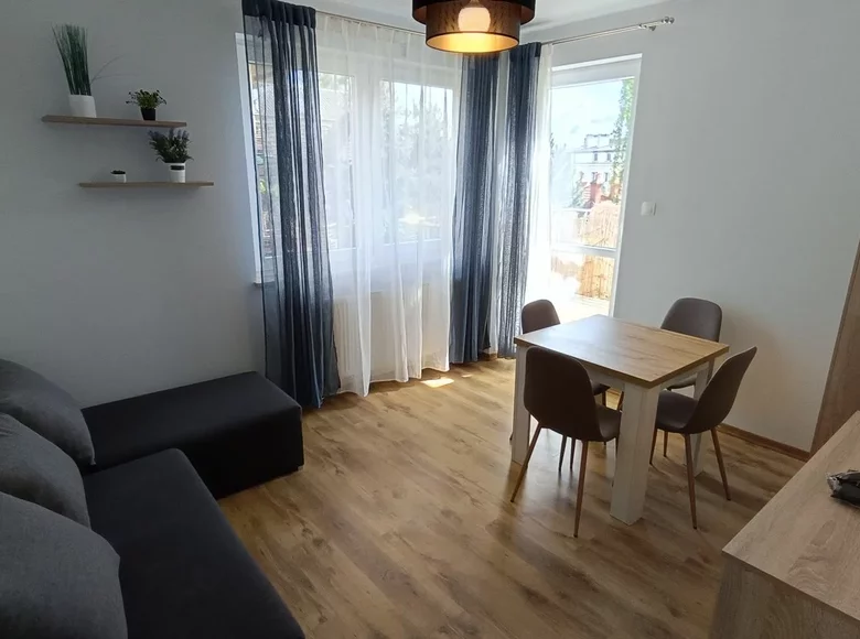Apartamento 2 habitaciones 43 m² en Varsovia, Polonia