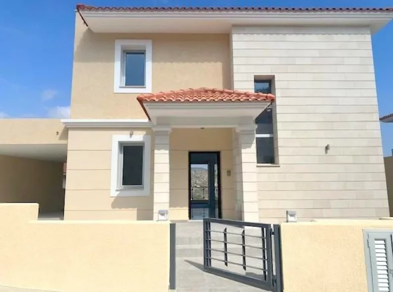 Willa 6 pokojów 352 m² Społeczność St. Tychon, Cyprus