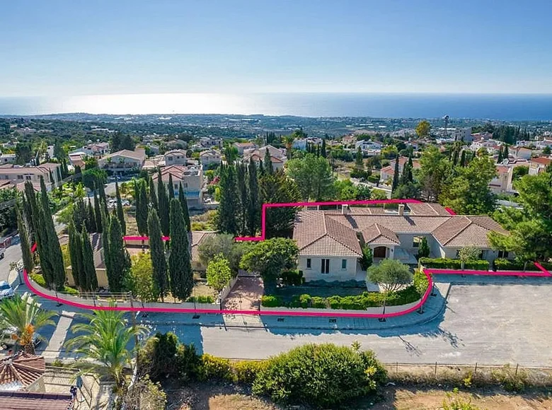 Dom 4 pokoi 650 m² Tala, Cyprus