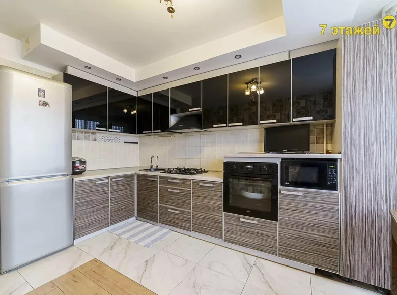 Квартира 4 комнаты 93 м² Минск, Беларусь