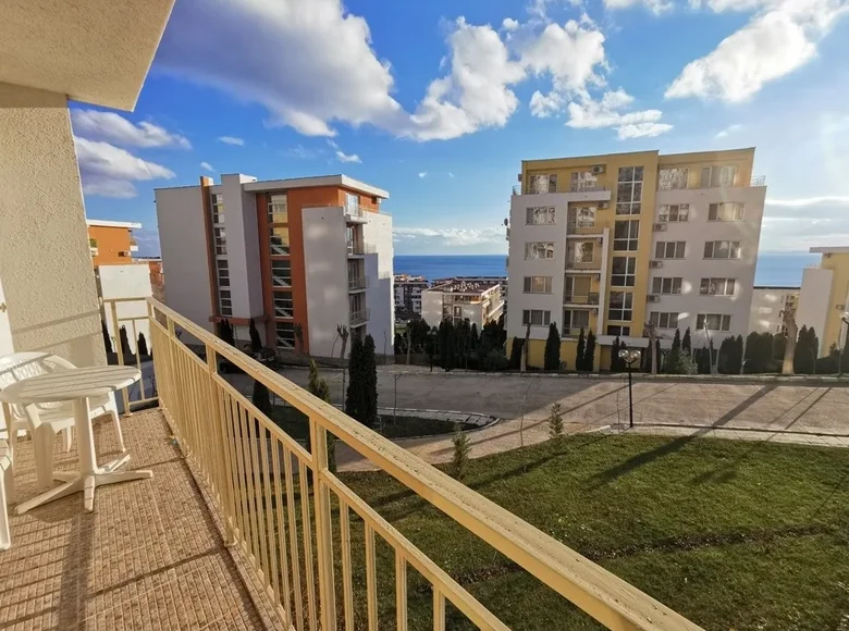 2 bedroom apartment 72 m² Sveti Vlas, Bulgaria