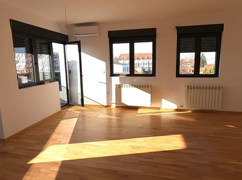 Mieszkanie 2 pokoi 60 m² Belgrad, Serbia