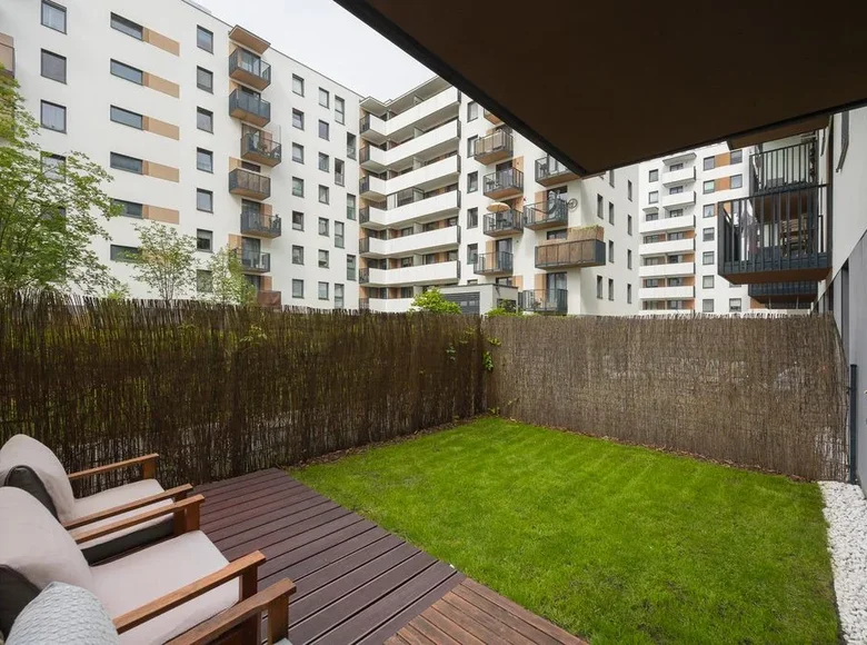 Квартира 2 комнаты 43 м² Варшава, Польша