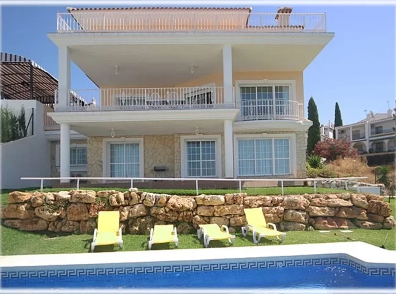 Villa de 5 habitaciones 39 323 m² Mijas, España