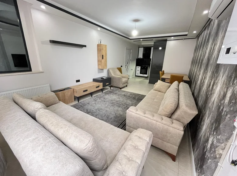 Mieszkanie 3 pokoi 80 m² Mersin, Turcja