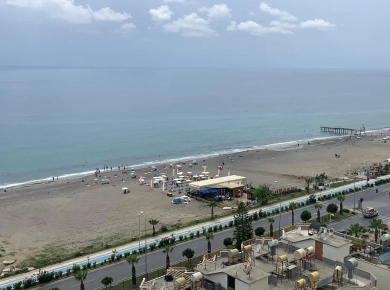 3 bedroom apartment  Mahmutlar, Turkey