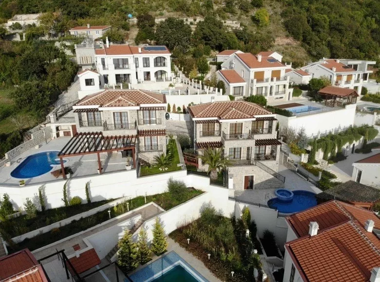 Haus 6 Schlafzimmer 200 m² Budva, Montenegro