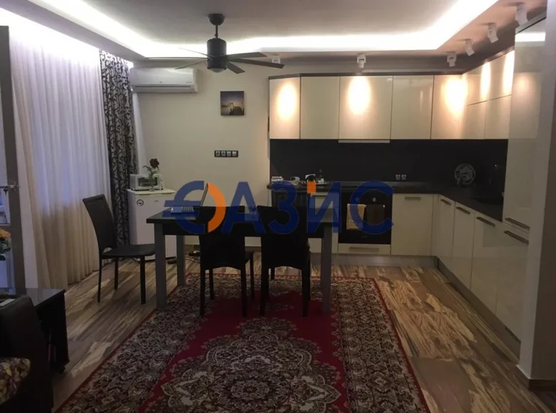 Квартира 4 спальни 120 м² Ravda, Болгария