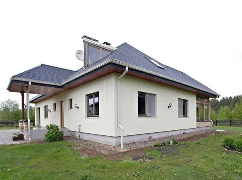 villa de 7 chambres 248 m² Langstini, Lettonie
