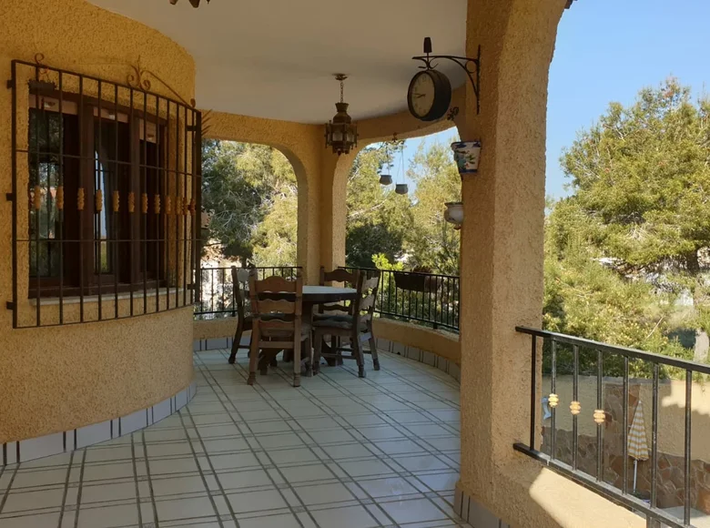 6 bedroom villa 250 m² Orihuela, Spain