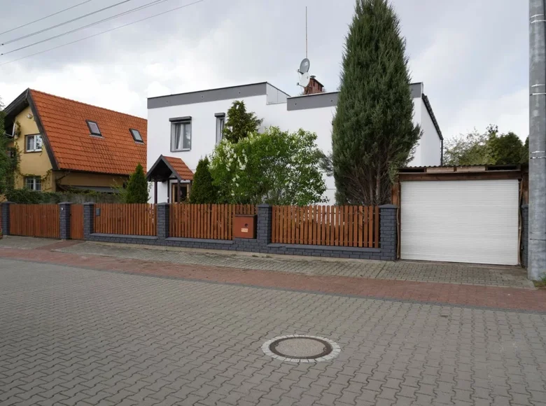 House 200 m² Oborniki, Poland