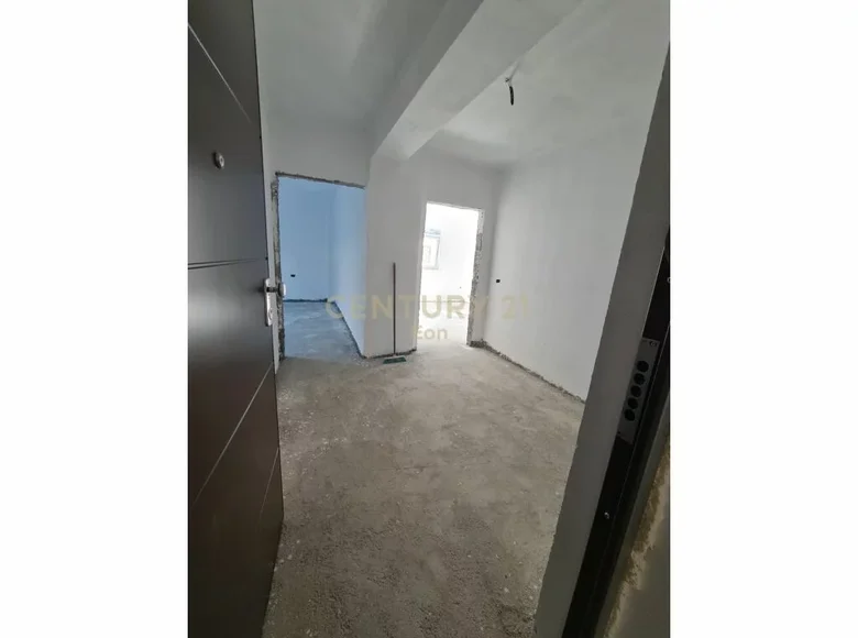 2 bedroom apartment 85 m² Durres, Albania