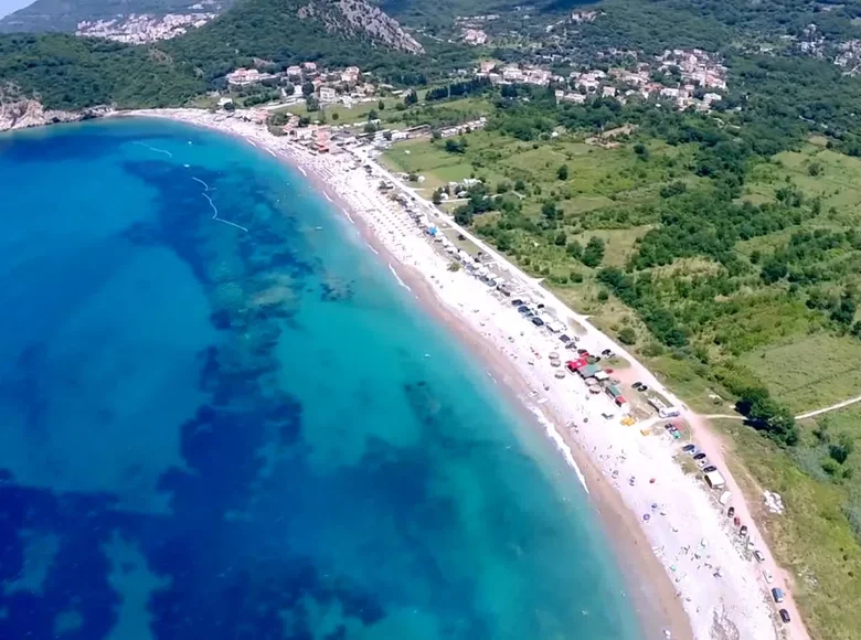 Hotel 7 642 m² en Buljarica, Montenegro