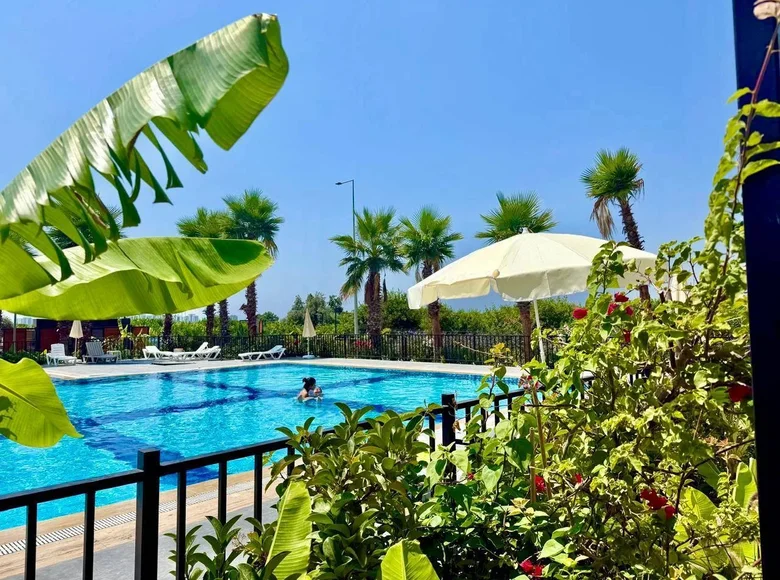 Appartement 2 chambres 98 m² Mezitli, Turquie