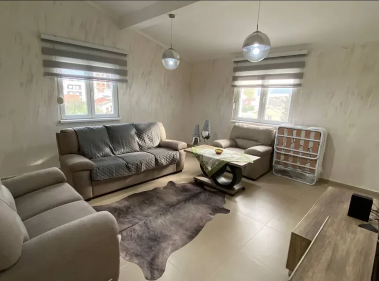 Mieszkanie 2 pokoi 73 m² Bjelisi, Czarnogóra