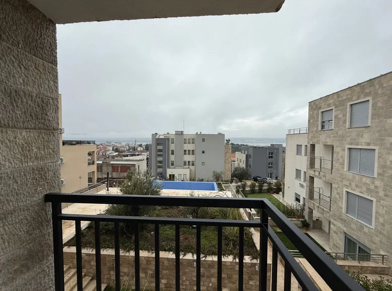 Mieszkanie 3 pokoi 90 m² Tivat, Czarnogóra