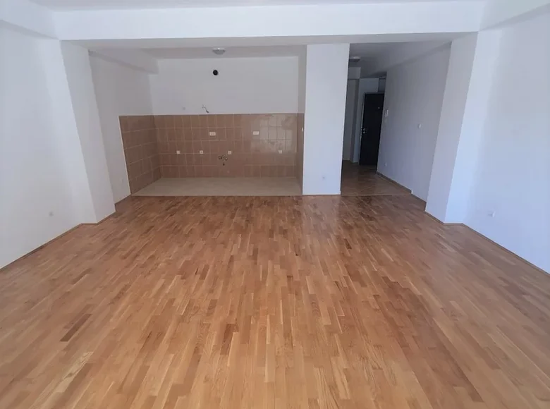 Mieszkanie 2 pokoi 107 m² Petrovac, Czarnogóra