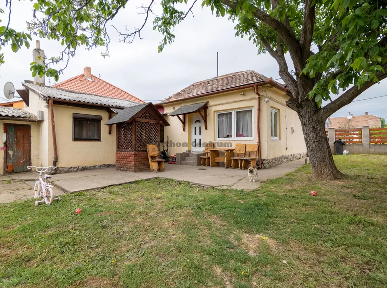 3 room house 80 m² Pecsi jaras, Hungary