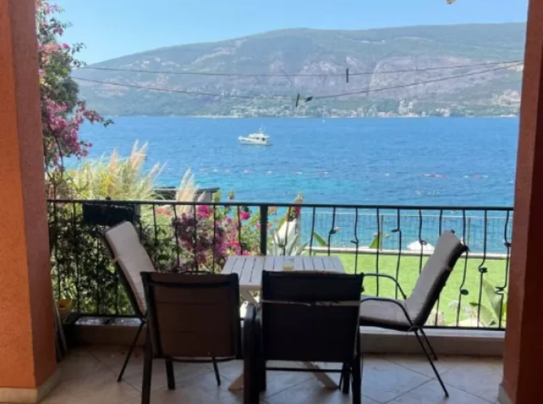 Apartamento 1 habitacion 40 m² Herceg Novi, Montenegro