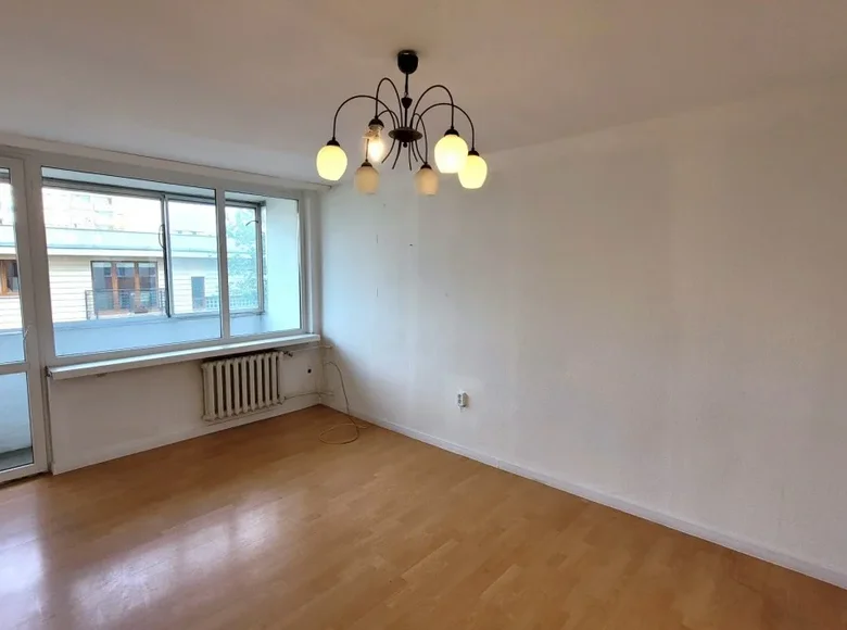 Mieszkanie 3 pokoi 49 m² Warszawa, Polska