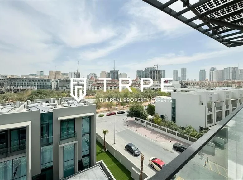 Квартира 2 комнаты 1 304 м² Дубай, ОАЭ