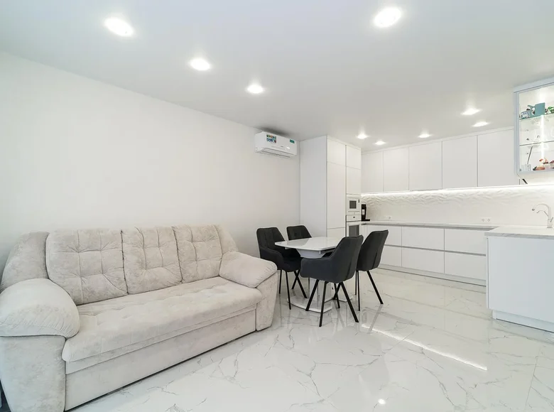 Appartement 2 chambres 66 m² Minsk, Bélarus