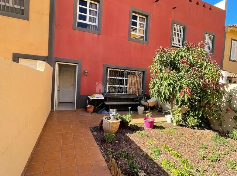 Stadthaus 6 Schlafzimmer 333 m² Arona, Spanien