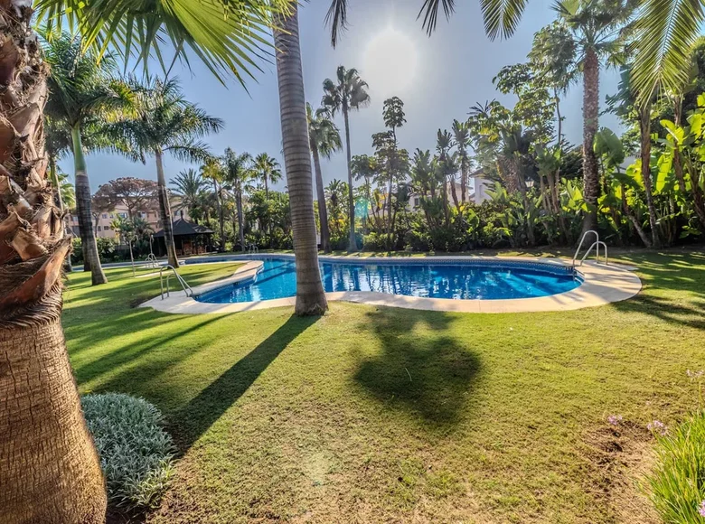 Wohnung 2 Schlafzimmer 164 m² Marbella, Spanien