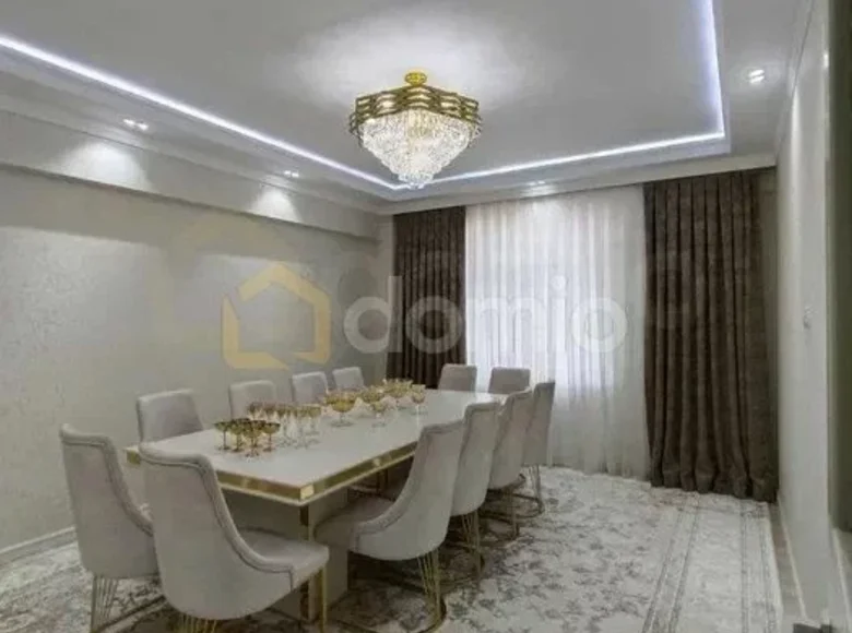 Kvartira 4 xonalar 123 m² Toshkentda