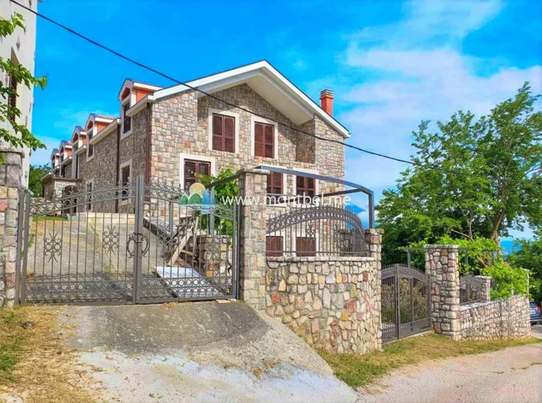Дом 930 м² Бар, Черногория