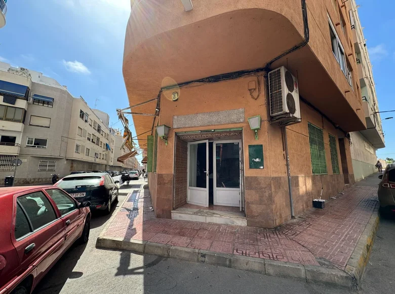 Commercial property  in Torrevieja, Spain