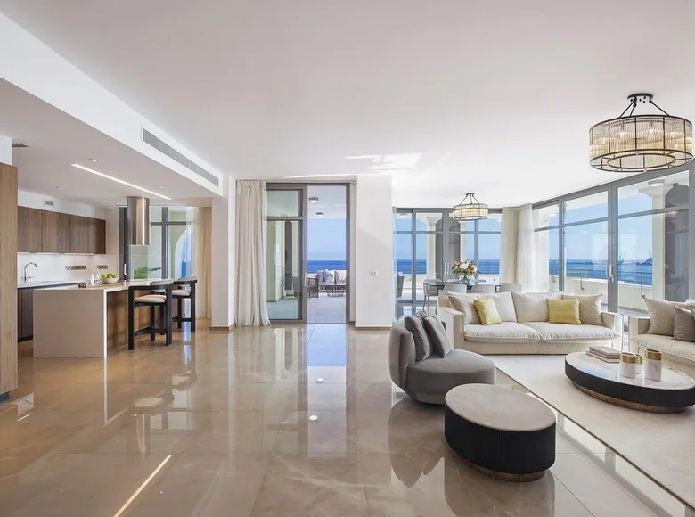 4 bedroom apartment 201 m² Limassol, Cyprus