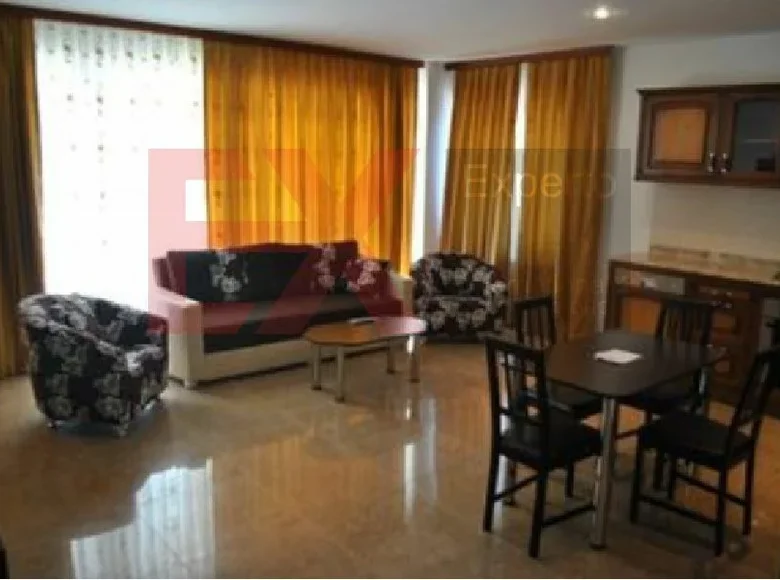 Apartment 110 m² Mamaia, Romania