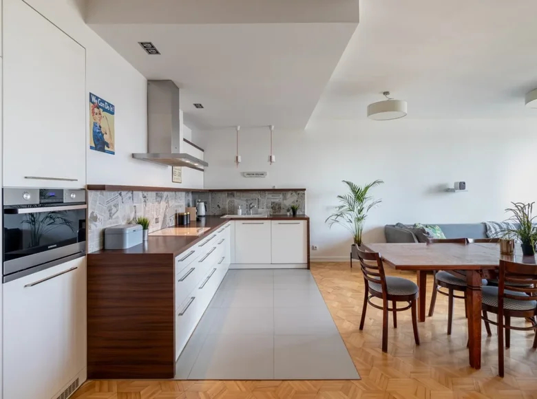 4 room apartment 106 m² Warsaw, Poland