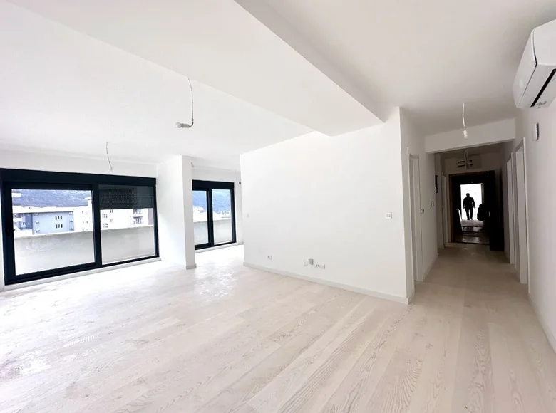 Wohnung 2 Schlafzimmer 77 m² Budva, Montenegro