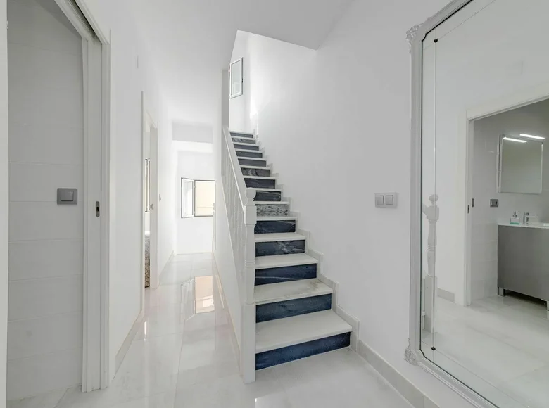 Stadthaus 2 Schlafzimmer 73 m² Torrevieja, Spanien