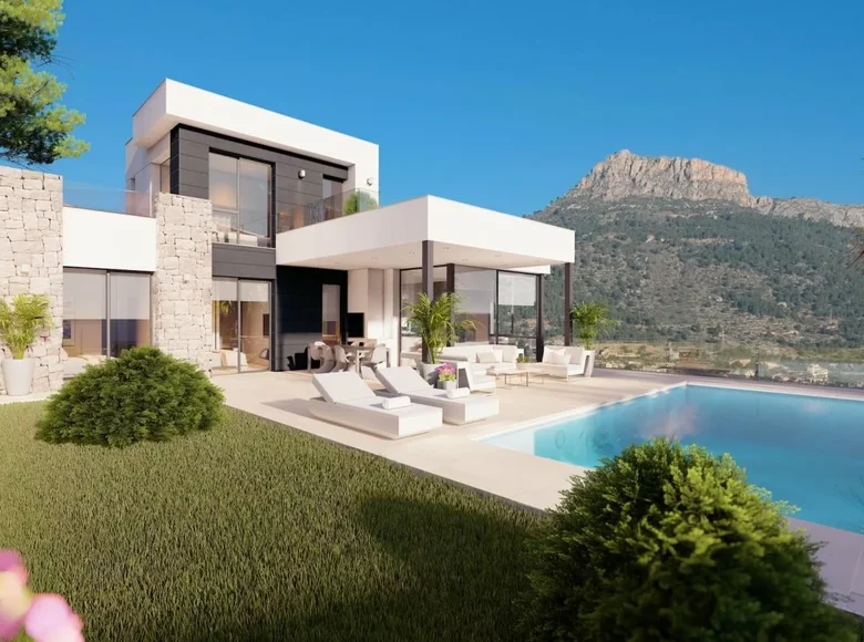 4 bedroom house  Calp, Spain