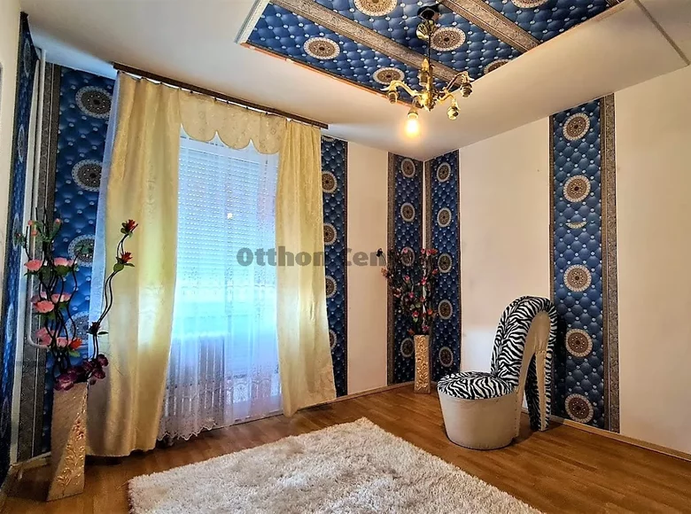 2 room apartment 59 m² Komlo, Hungary