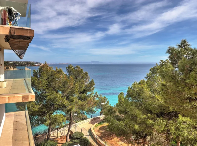 4 bedroom apartment 220 m² Palmanova, Spain