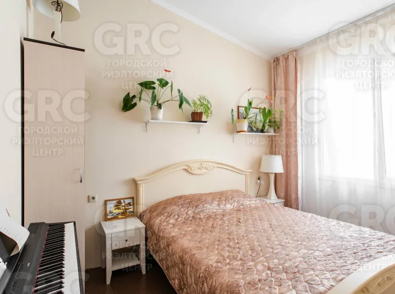 2 room apartment 65 m² Sochi, Russia